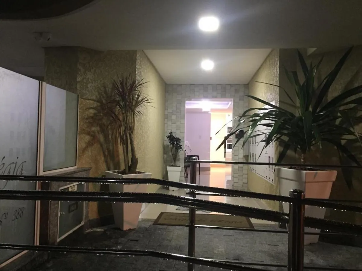 Apartamento Em Meia Praia Itapema